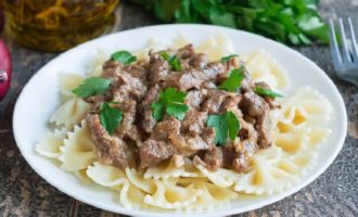 Klassieke beef stroganoff