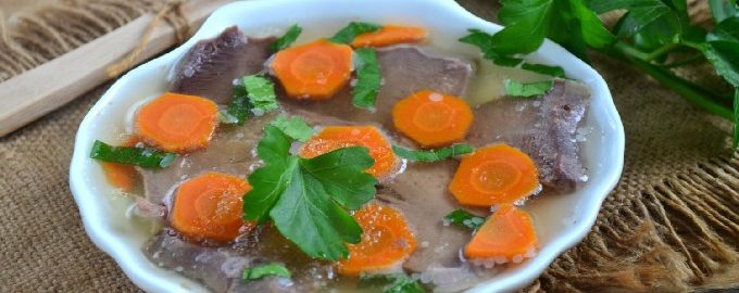 Varkenstong in gelei