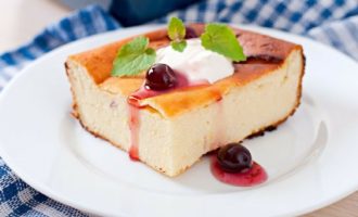 Kwarkbraadpan met griesmeel in de oven, zoals op de kleuterschool